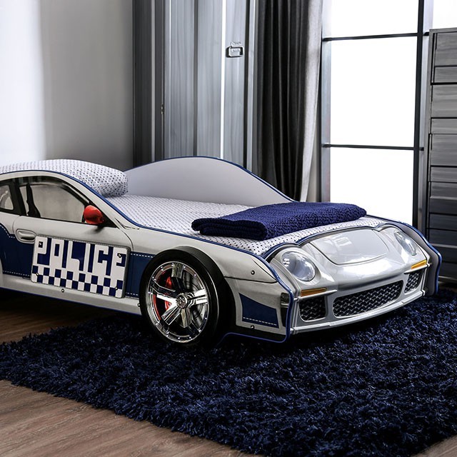 Metal car 2025 bed